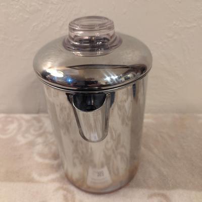  Revere Ware copper-clad stainless steel stovetop coffee percolator. 