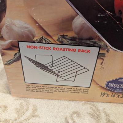 Tivoli Plus Extra Large Chef's Roasting Pan with a non-stick surface and roasting rack. 