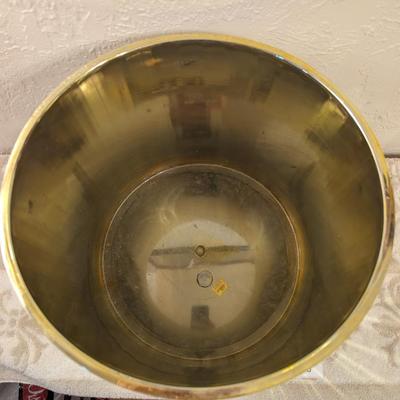 gold tone plastic trash can