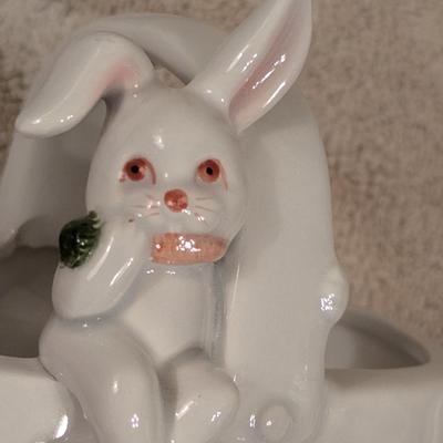 Fitz & Floyd ceramic bunny rabbit climbing out of a white Easter basket figurine