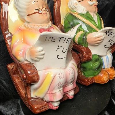Vintage Lefton “Retirement Fund” Grandma & Grandpa Ceramic Piggy Bank Pair – Hand Painted Japan