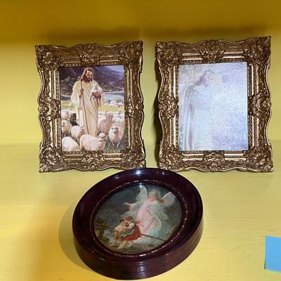 Lot 73 Vintage Religious pictures