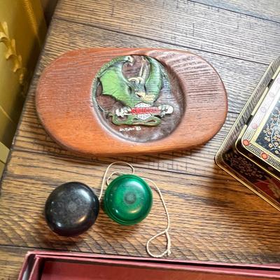 Lot 75 Vintage items