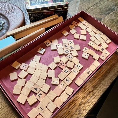 Lot 75 Vintage items