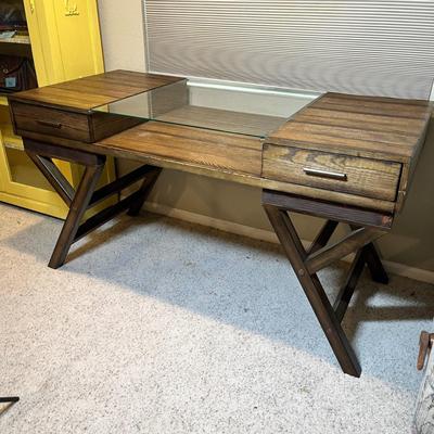 Lot 79 Liberty Furniture Computer desk