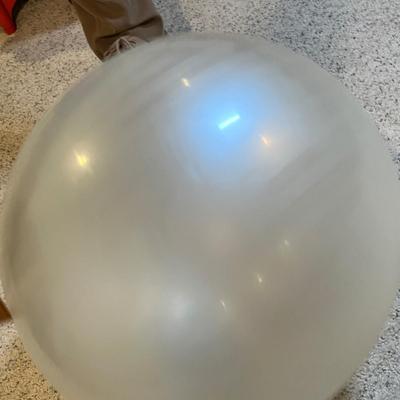 Lot 81 Exercise equipment