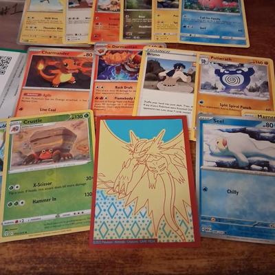 Sale Photo Thumbnail #87: 1 Special in Sleeve
3 Holo's
11 Randoms

(#1)