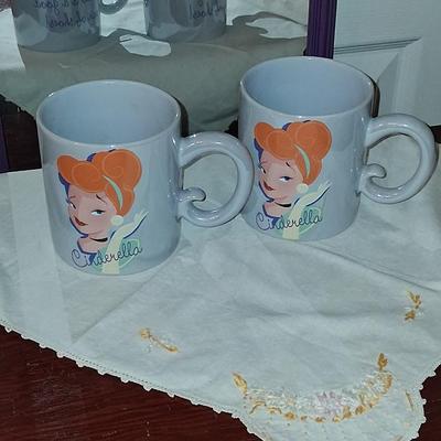 Sale Photo Thumbnail #96: Excellent condition Cinderella on front
"Who knew, all it takes is a good pair of shoes!" On the reverse

Handles are Fancy "C's" when held with the words toward you. Very well made.