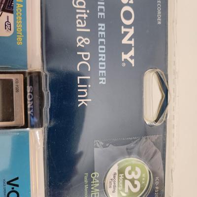 Sale Photo Thumbnail #429: This lot is for a barely used Sony Voice Recorder.  This is a model ICD-P320.  Google it for full details of its capabilities.  In original packaging with all the information included.