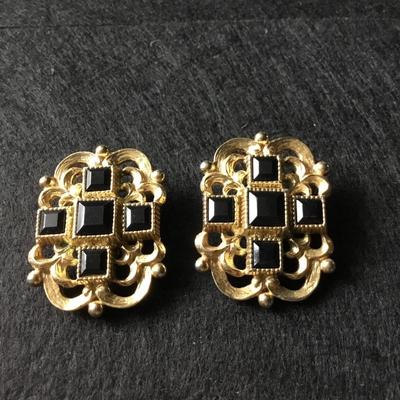 Vintage gold tone clip on earrings with black square crystals like by trifari