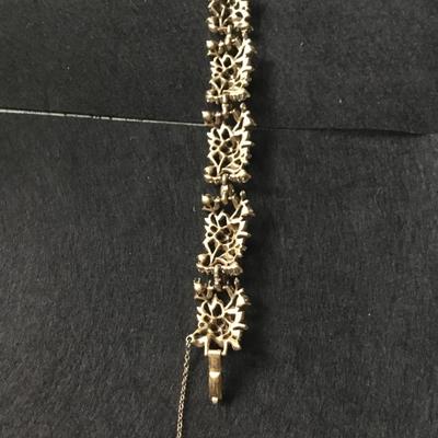 Vintage Coro Navarre purple and lilac rhinestones locking bracelet