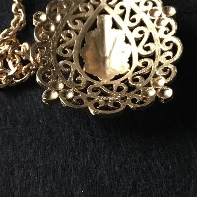 Vintage Trifari necklace filigree design teardrop shaped pendant