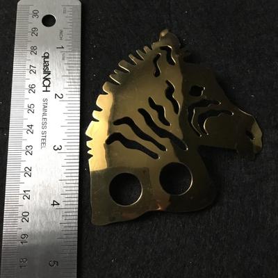 Large zebra unmarked gold tone pin