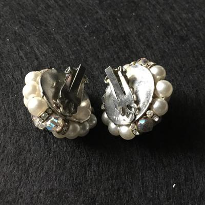 Faux pearl and aurora borealis crystal type beaded cluster clip on earrings vintage