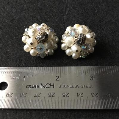 Faux pearl and aurora borealis crystal type beaded cluster clip on earrings vintage
