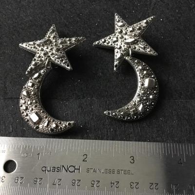 Costume vintage star and moon clip on earrings