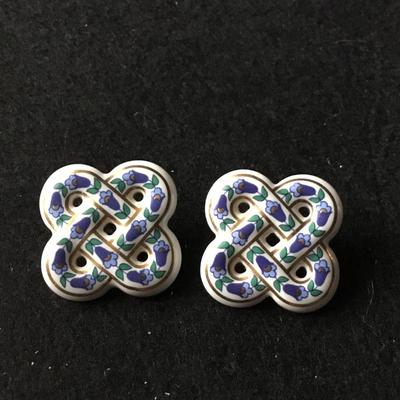 Vintage Avon porcelain Celtic knot blue and green floral design earrings
