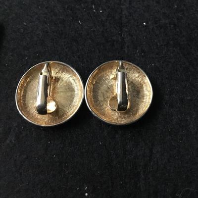 Sale Photo Thumbnail #112: See attached pictures