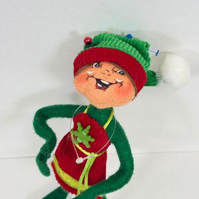 LOT 252: 1990s Anna Lee Posable Fabric Dolls