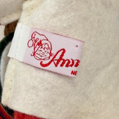 LOT 252: 1990s Anna Lee Posable Fabric Dolls