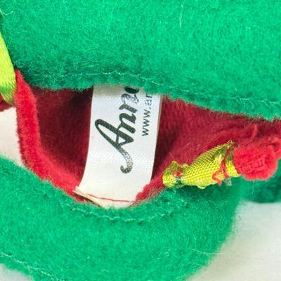 LOT 252: 1990s Anna Lee Posable Fabric Dolls