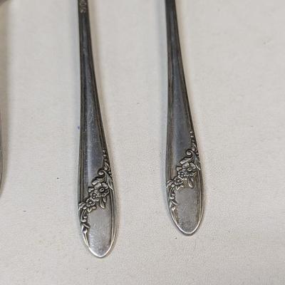 5 - Tudor Plate Oneida Community Silverware