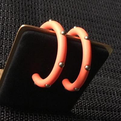 Sale Photo Thumbnail #219: See attached pictures