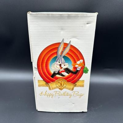 Bugs Bunny 50th Anniversary Limited Edition Porcelain Figurine w/ Box (Warner Bros., 1990)