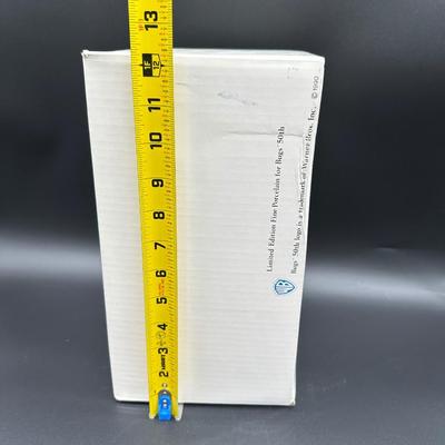 Bugs Bunny 50th Anniversary Limited Edition Porcelain Figurine w/ Box (Warner Bros., 1990)