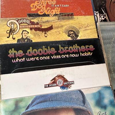 Vintage Classic Rock & Pop Vinyl Record Lot – Eagles, Chicago, Elton John, Doobie Brothers, Frampton, MJ & More