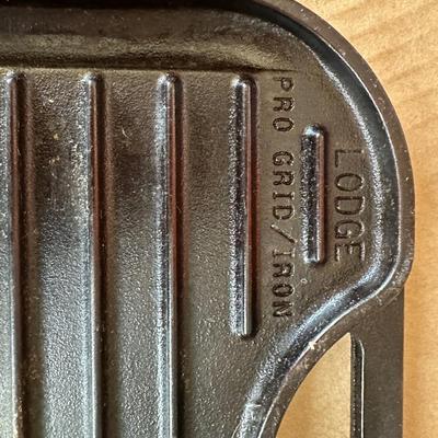 Lodge Pro Grid Cast Iron Reversible Griddle Pan – USA Made (Model P6 12)