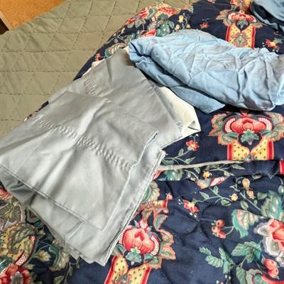 Lot 93 Sheet set, blue