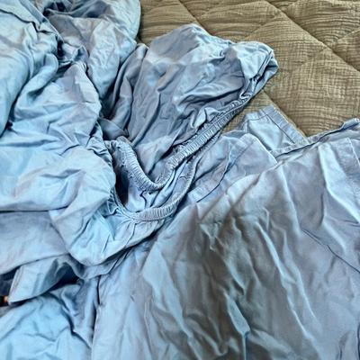 Lot 93 Sheet set, blue