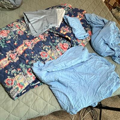 Lot 93 Sheet set, blue