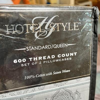 Lot 94 Brown sheets & blanket