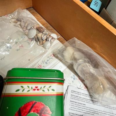 Lot 101 Lg drawer of crafting sewing items