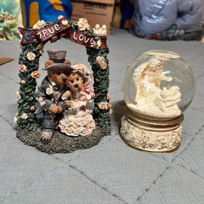Lot 114 Resin Decor