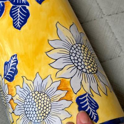 Lot 117 Oriental Vase