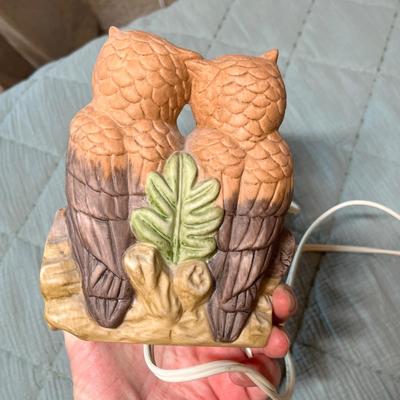 Lot 124 Vintage owl Night light
