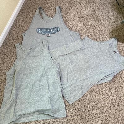 Lot 136 Men's sleeveless shirts