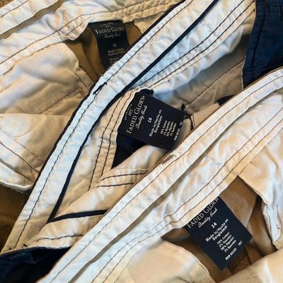 Lot 138 women's shorts