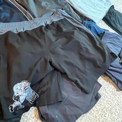 Lot 140 Men's exercise pants