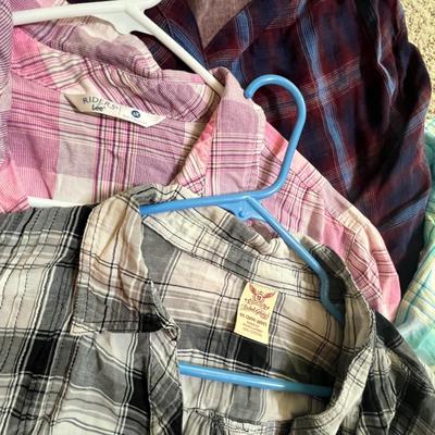 Lot 143 Ladies western shirts
