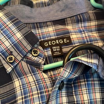 Lot 146 Men's Plaid dress shirts
