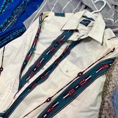 Lot 147 Wrangler Western Snap shirts