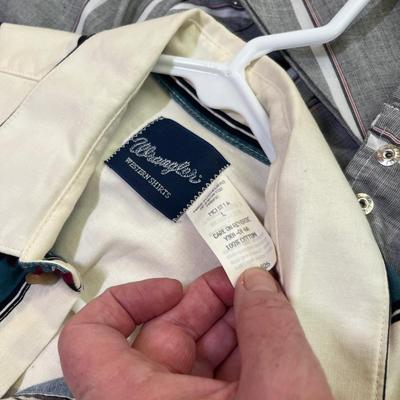 Lot 147 Wrangler Western Snap shirts