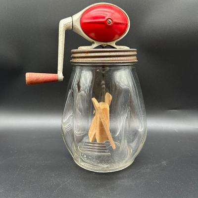 Vintage Dazey Glass Butter Churn No. 4 – 4 Qt – Red Crank Lid w/ Wood Paddles
