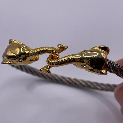 Elephant watch and bracelet