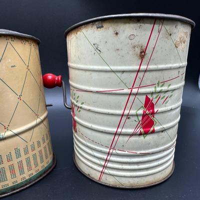 Vintage Flour Sifters Lot – Hand Crank Tin & Enamelware Kitchen Sifters (3)