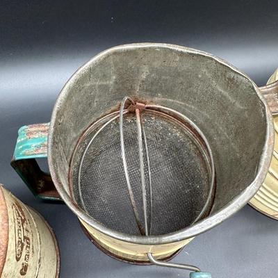 Vintage Flour Sifters Lot – Hand Crank Tin & Enamelware Kitchen Sifters (3)